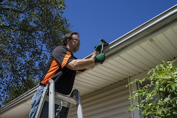 we use high-quality materials such as aluminum, vinyl, and copper for gutter repair